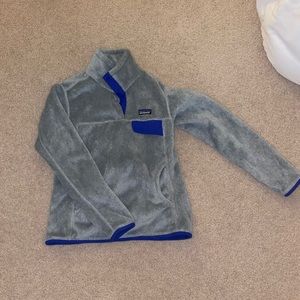 Grey and blue Patagonia fleece pullover. Size S